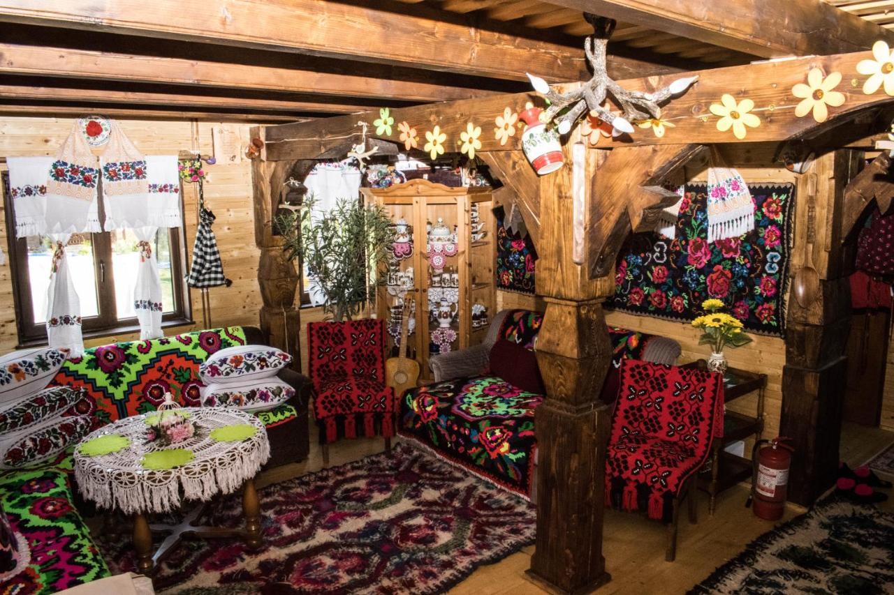 Cabanele Rus Lodge